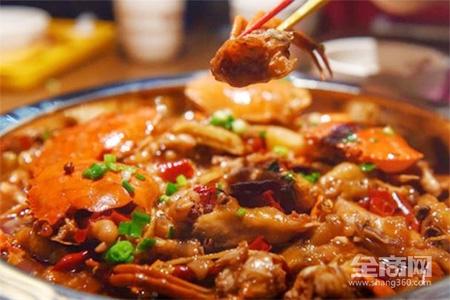 2项目产品图禾泰记肉蟹煲鸡爪煲项目介绍肉蟹煲鸡爪煲是一种酸爽开胃